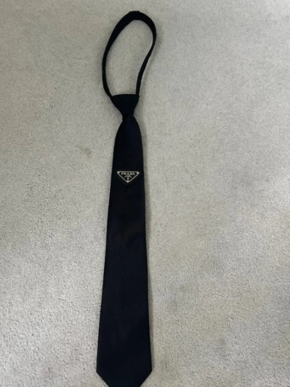 Prada Triangle Logo tie - Picture 6 of 6
